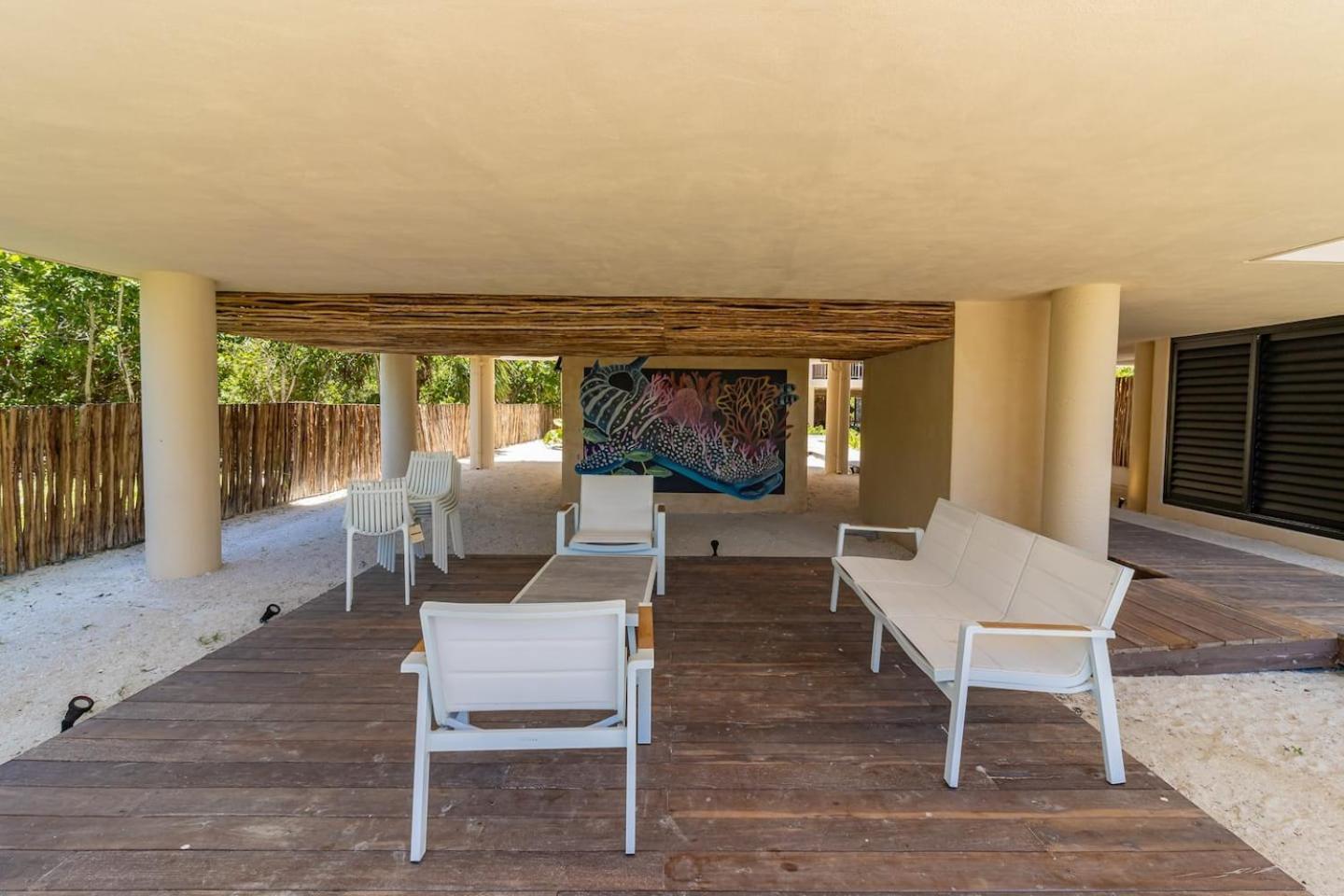 Отель Ocean View Loft In Punta Cocos - C102 Остров Холбокс Экстерьер фото