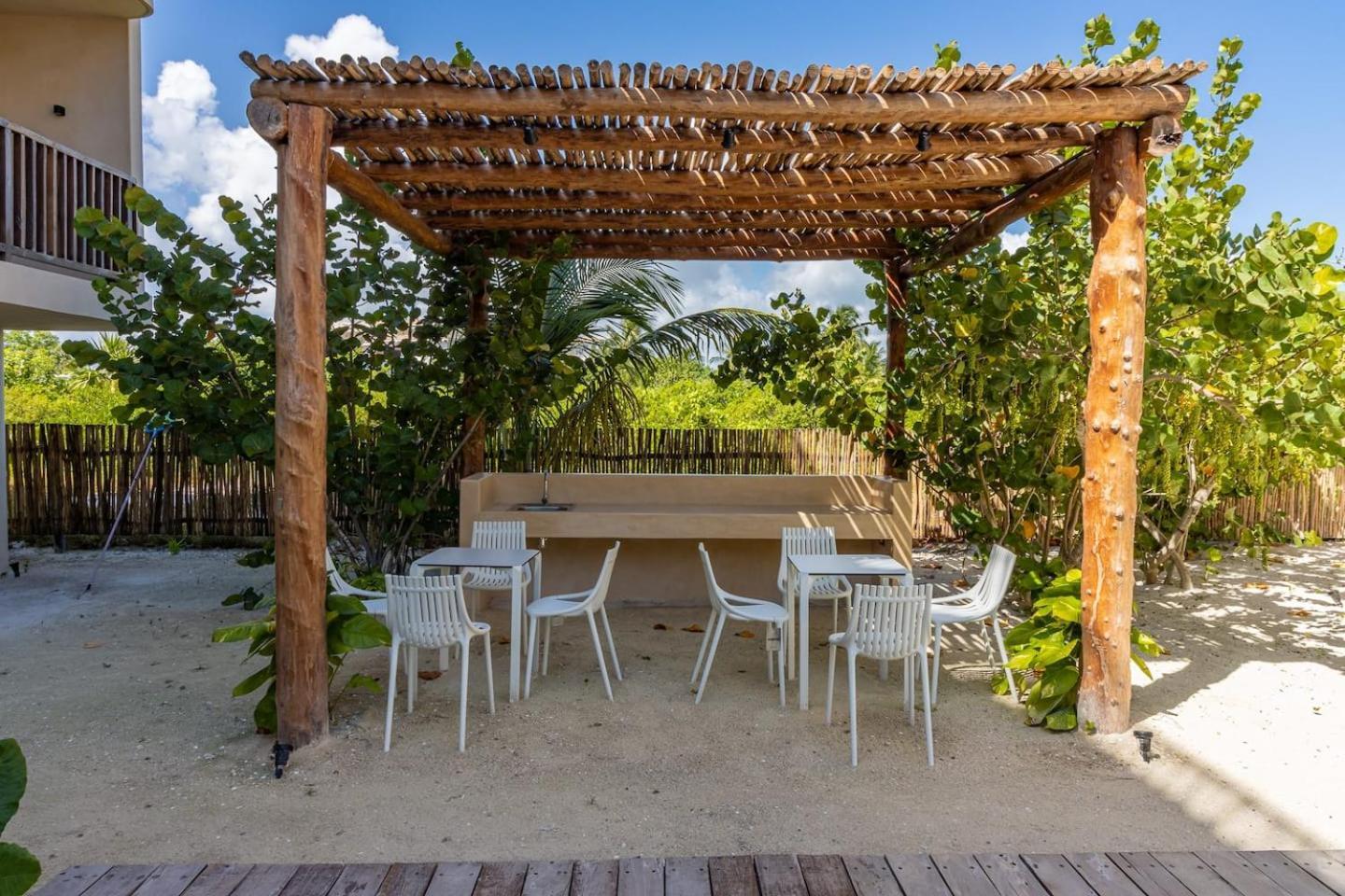 Отель Ocean View Loft In Punta Cocos - C102 Остров Холбокс Экстерьер фото