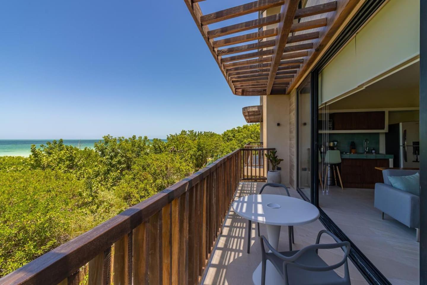 Отель Ocean View Loft In Punta Cocos - C102 Остров Холбокс Экстерьер фото