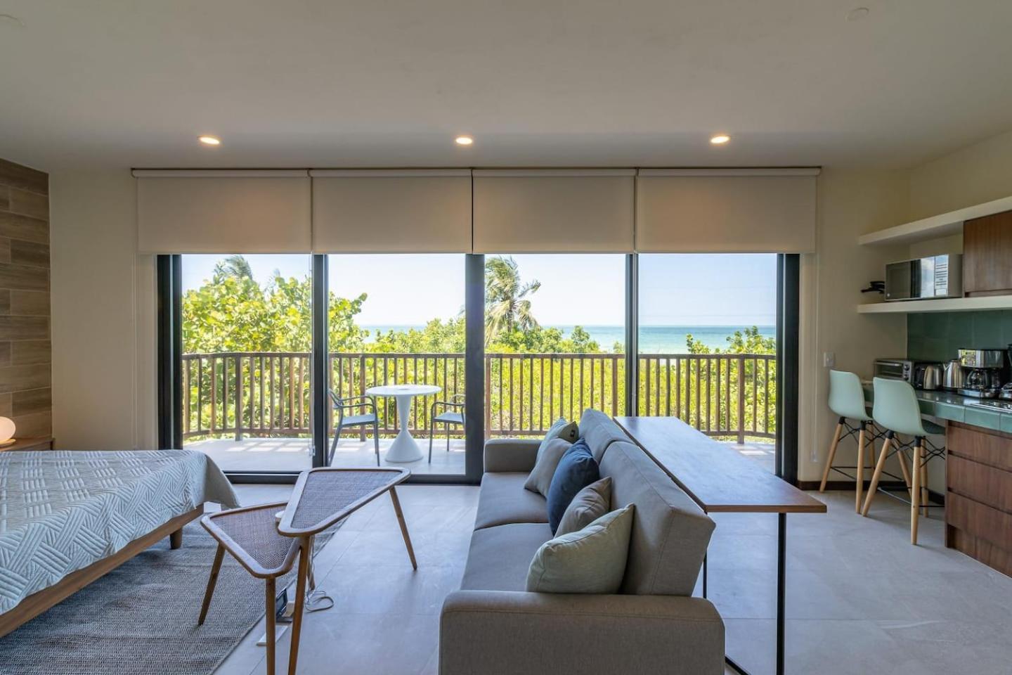Отель Ocean View Loft In Punta Cocos - C102 Остров Холбокс Экстерьер фото